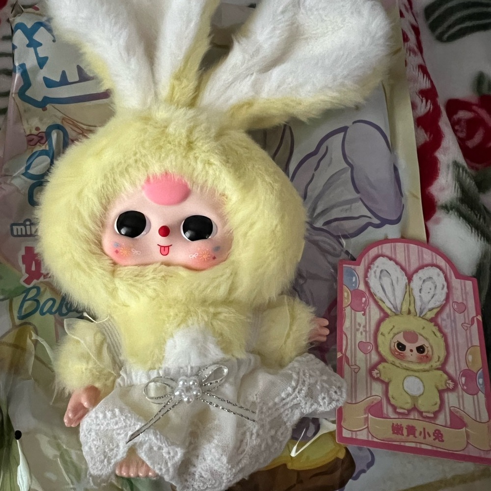 Baby three miniature bunny confirmed-new